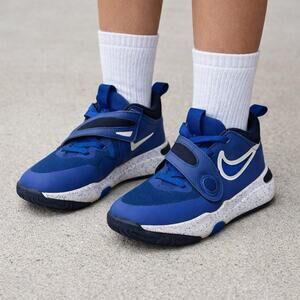 Nike Boys Team Hustle 11 DV8994-400 Blue Basketball Shoes Sneakers Size 2.5Y